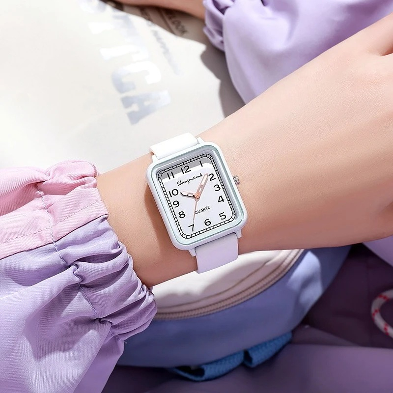 Fashion Rectangle Dial Ladies  - Silicone Band Women 리뷰 및 가격